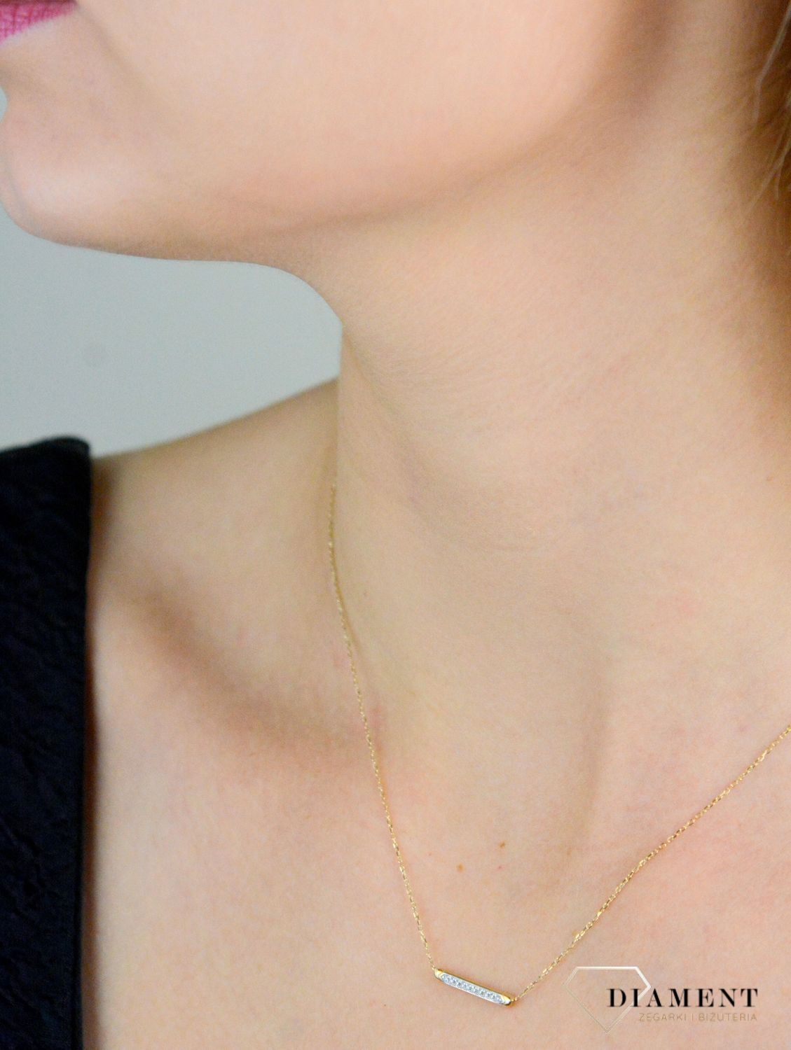 Złoty naszyjnik damski 585 klasyczny z 10 diamentami 0,1ct N07117Y C. Złoty naszyjnik z diamentami. Naszyjnik damski z diamentami. Naszyjnik damski złoty z diamentami. Złoty naszyjnik idealny na prezent dla kobiety..jpg